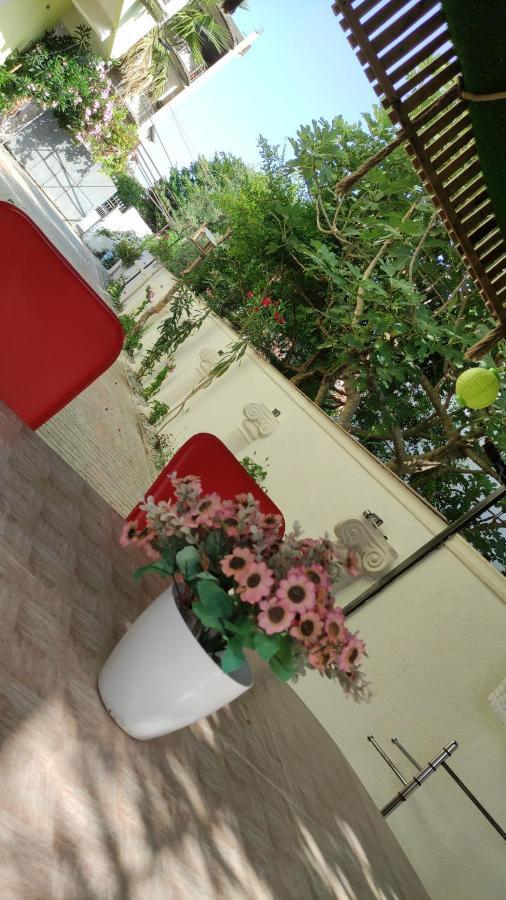 Ilirida-swimming Pool & Garden View For Rent Durrës
