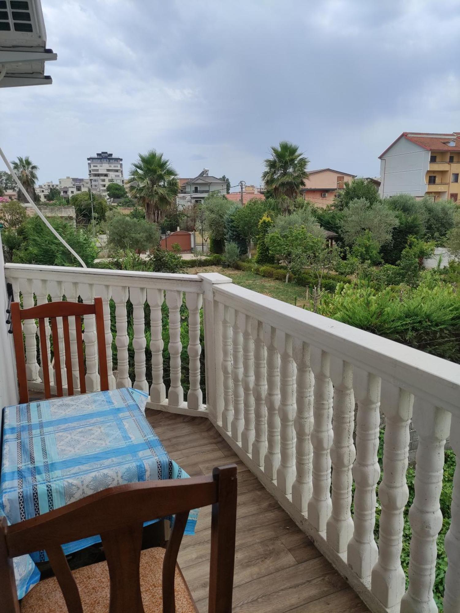 Ilirida-swimming Pool & Garden View For Rent Privatunterkunft Durrës